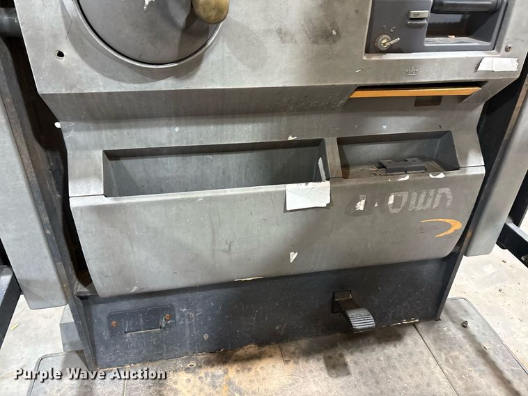 image for item EM2649 Crown SP4050-30 order picker