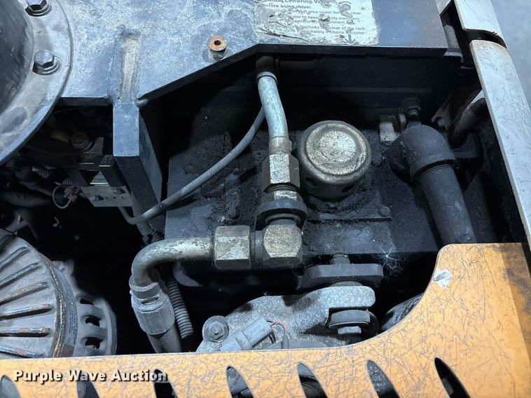 image for item EM2649 Crown SP4050-30 order picker