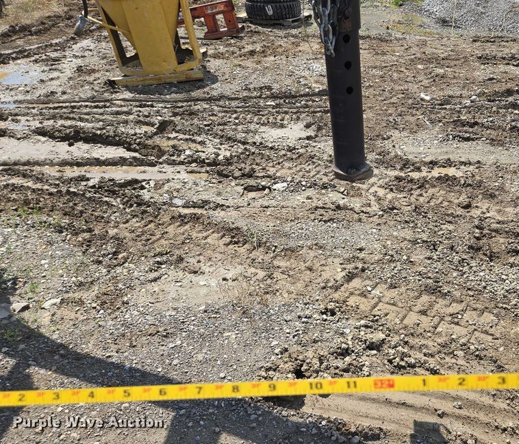 image for item EM7433 2008 Doolittle gooseneck tilt deck equipment trailer