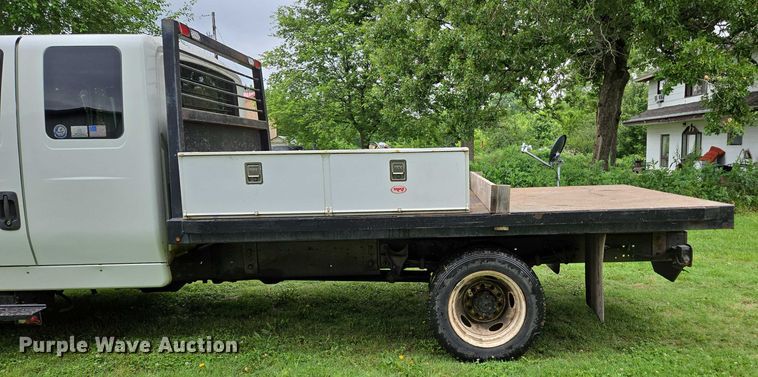 image for item EN3783 2015 International Terrastar Ext. Cab flatbed truck