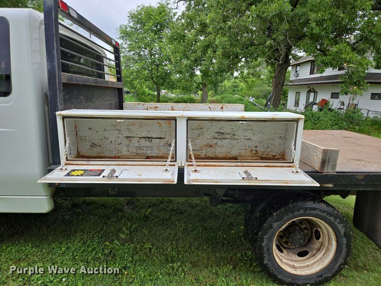 image for item EN3783 2015 International Terrastar Ext. Cab flatbed truck