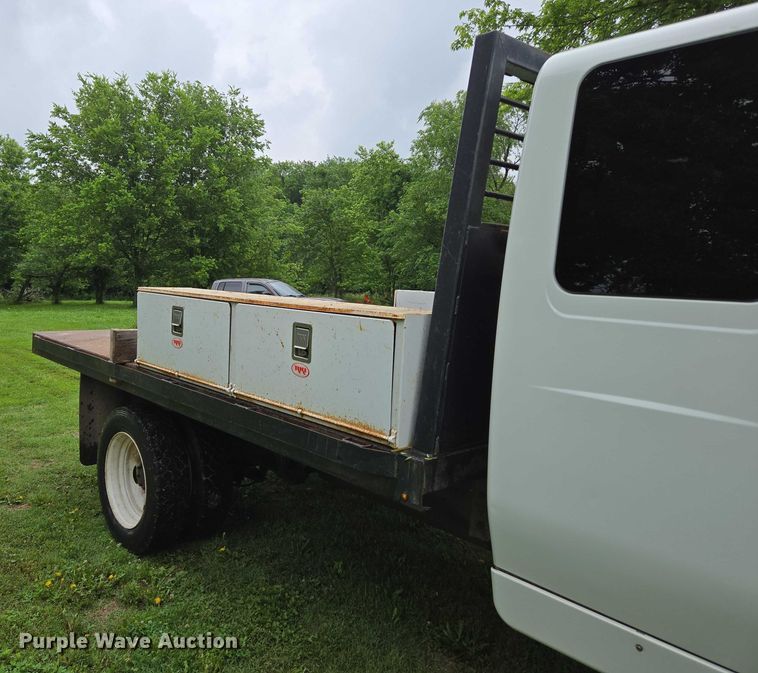 image for item EN3783 2015 International Terrastar Ext. Cab flatbed truck