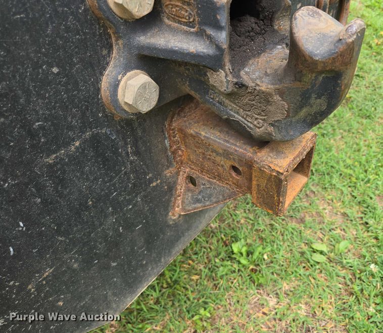 image for item EN3783 2015 International Terrastar Ext. Cab flatbed truck