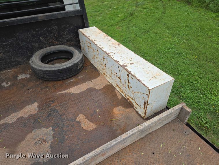 image for item EN3783 2015 International Terrastar Ext. Cab flatbed truck