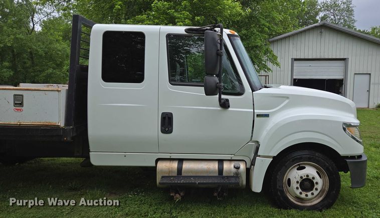 image for item EN3783 2015 International Terrastar Ext. Cab flatbed truck