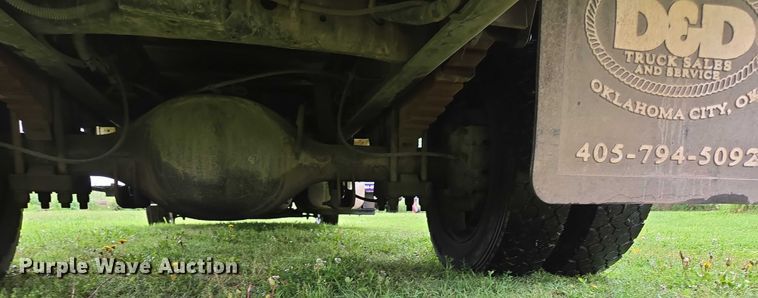 image for item EN3783 2015 International Terrastar Ext. Cab flatbed truck