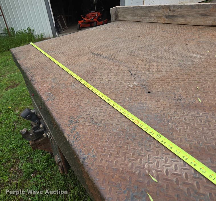 image for item EN3783 2015 International Terrastar Ext. Cab flatbed truck