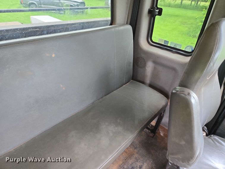 image for item EN3783 2015 International Terrastar Ext. Cab flatbed truck