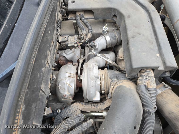 image for item EN3783 2015 International Terrastar Ext. Cab flatbed truck