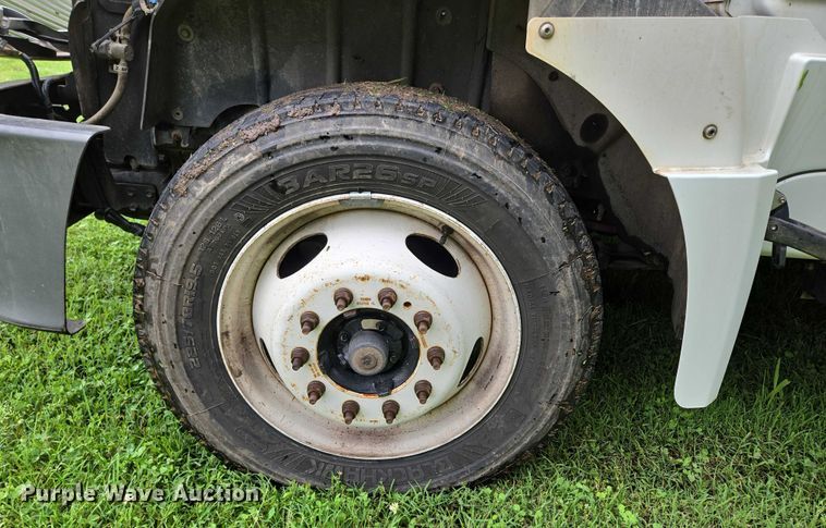 image for item EN3783 2015 International Terrastar Ext. Cab flatbed truck