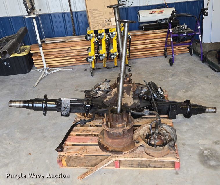 image for item EN3851 Rear axle assembly