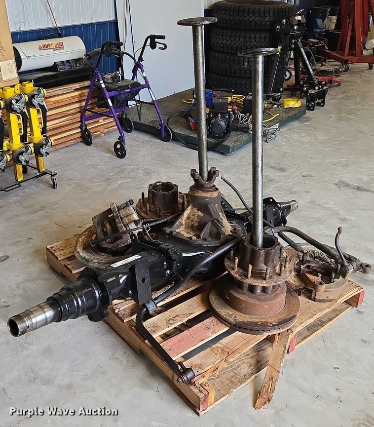 image for item EN3851 Rear axle assembly