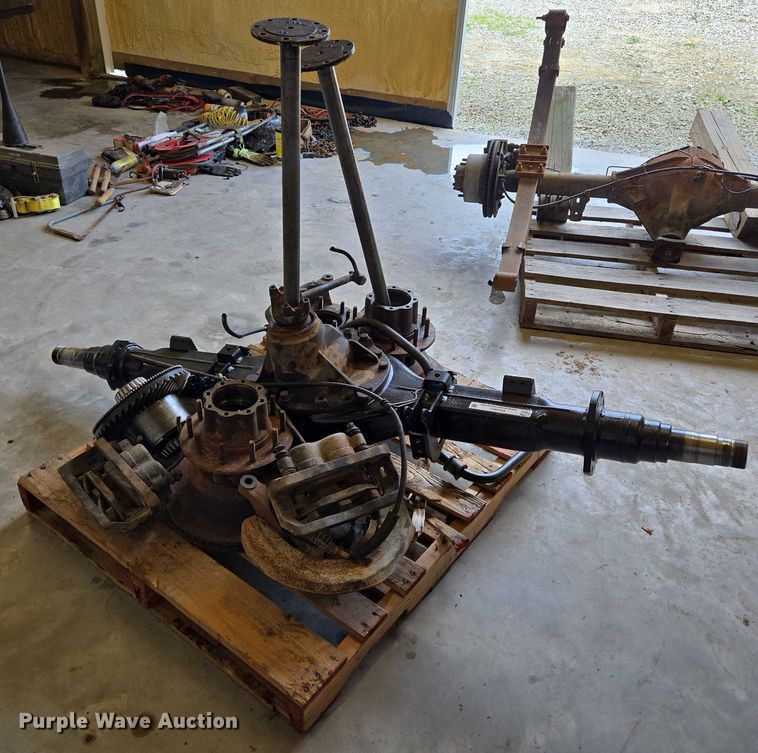 image for item EN3851 Rear axle assembly