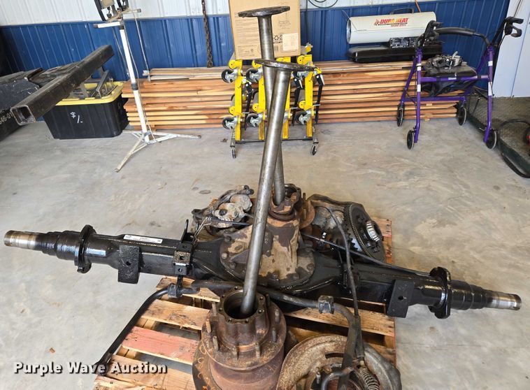 image for item EN3851 Rear axle assembly