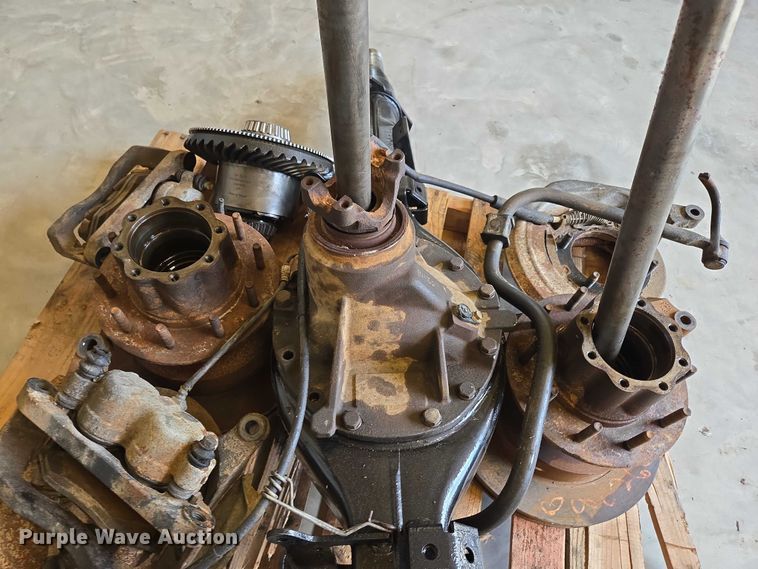 image for item EN3851 Rear axle assembly