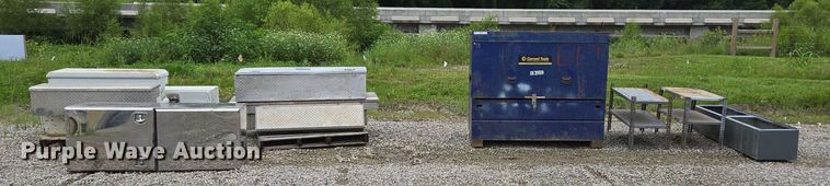 image for item EN3867 Truck accessories