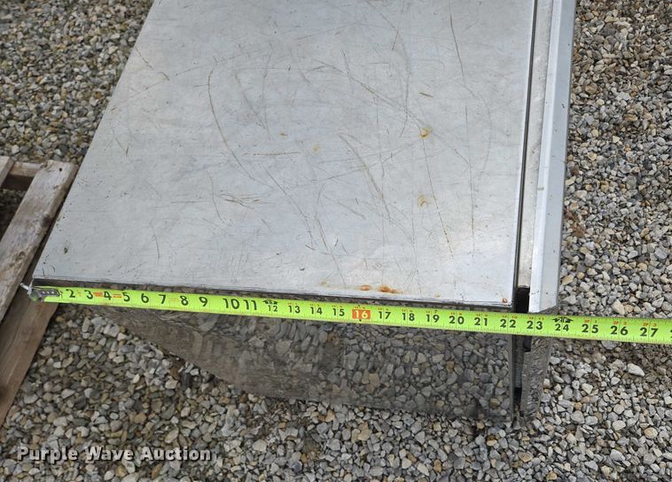 image for item EN3867 Truck accessories