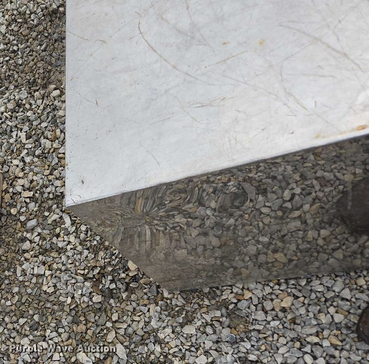 image for item EN3867 Truck accessories