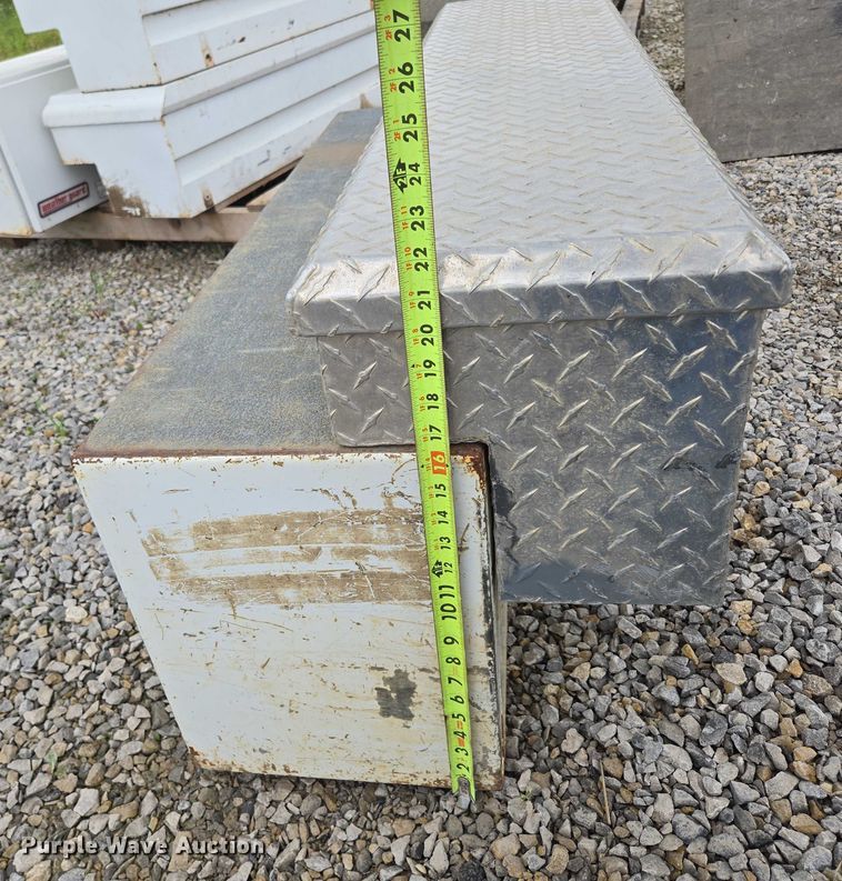 image for item EN3867 Truck accessories