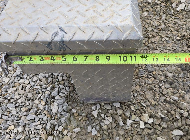 image for item EN3867 Truck accessories