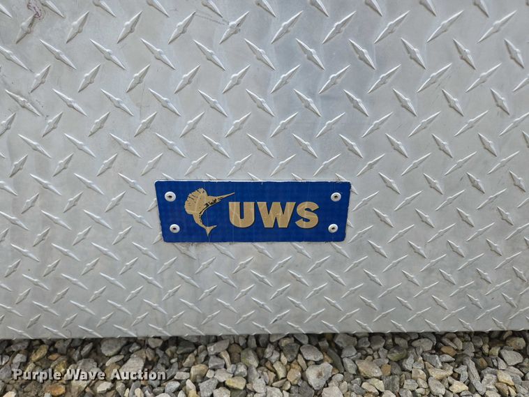 image for item EN3867 Truck accessories