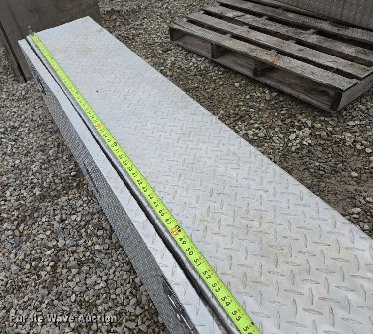 image for item EN3867 Truck accessories