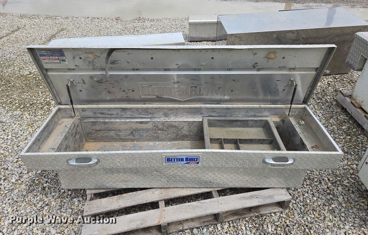 image for item EN3867 Truck accessories