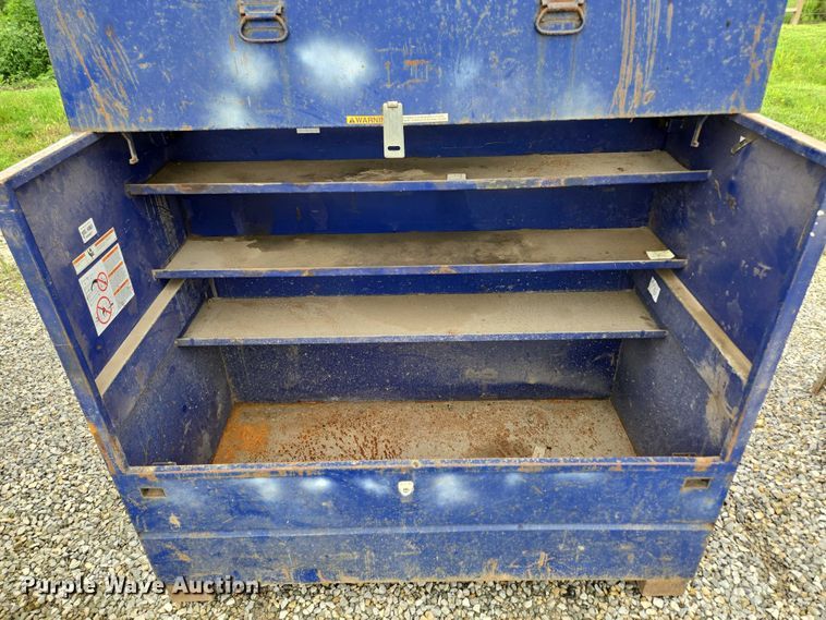 image for item EN3867 Truck accessories