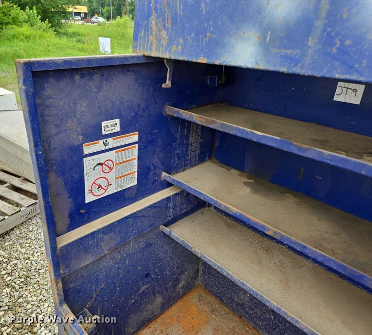 image for item EN3867 Truck accessories