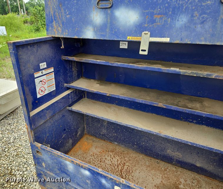 image for item EN3867 Truck accessories