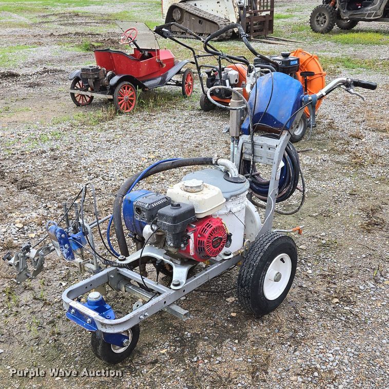 image for item EN3873 Graco Line Lazer IV 3900 paint striper