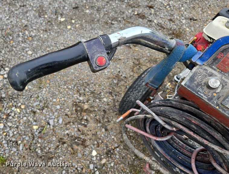 image for item EN3873 Graco Line Lazer IV 3900 paint striper