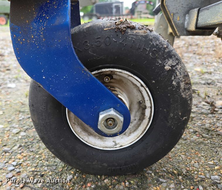 image for item EN3873 Graco Line Lazer IV 3900 paint striper