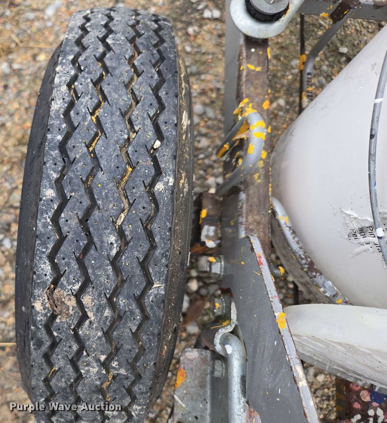 image for item EN3873 Graco Line Lazer IV 3900 paint striper