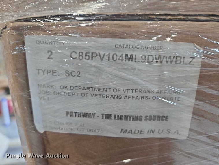 image for item EN3881 Approximately 29 pallets of lighting fixtures