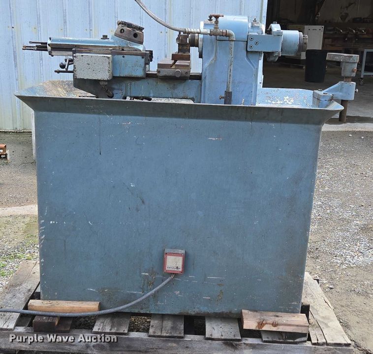 image for item EN3888 1979 KBC LHT 25B lathe