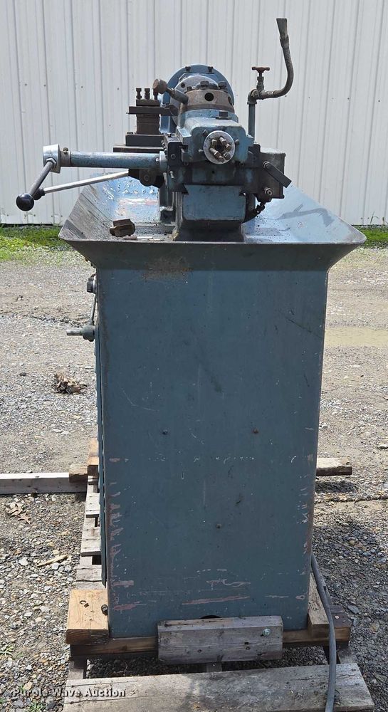 image for item EN3888 1979 KBC LHT 25B lathe