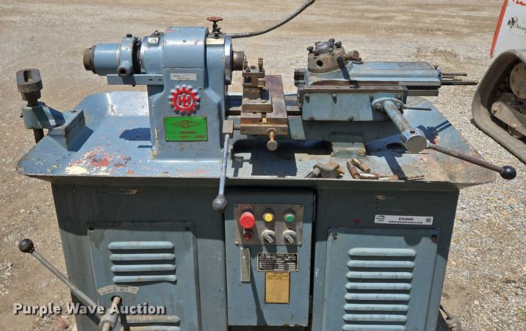 image for item EN3888 1979 KBC LHT 25B lathe