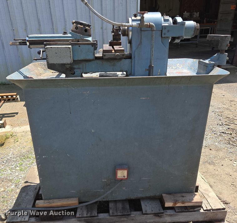 image for item EN3888 1979 KBC LHT 25B lathe