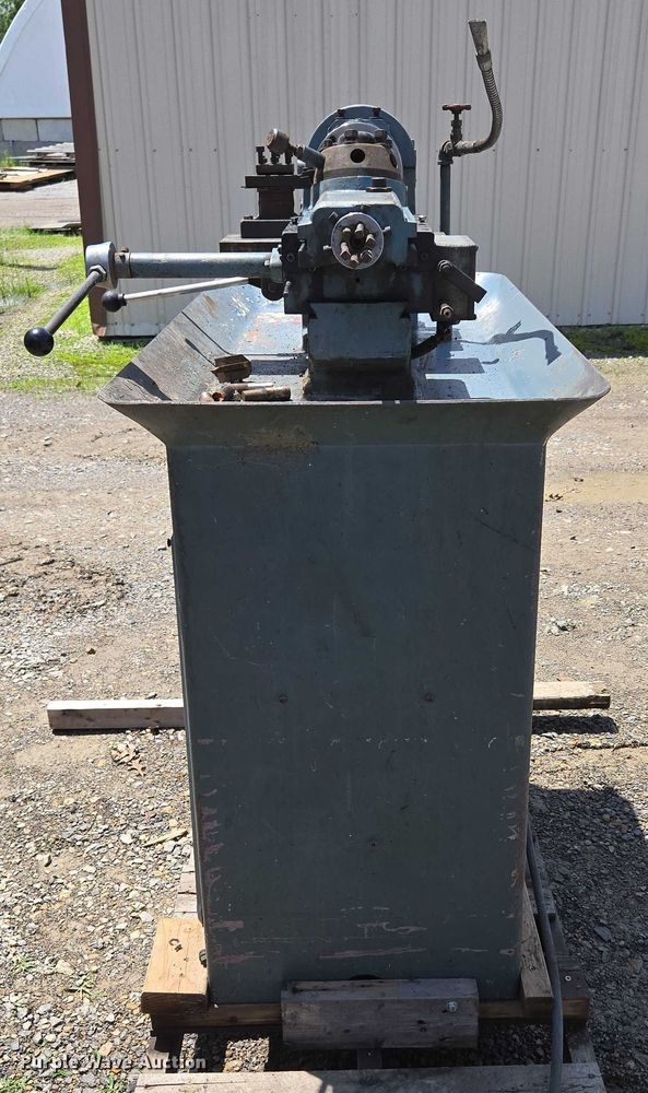 image for item EN3888 1979 KBC LHT 25B lathe