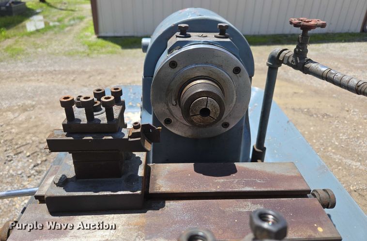 image for item EN3888 1979 KBC LHT 25B lathe