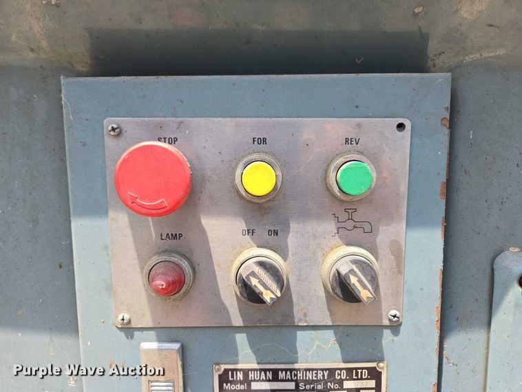 image for item EN3888 1979 KBC LHT 25B lathe