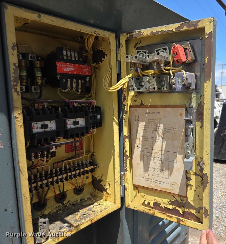 image for item EN3888 1979 KBC LHT 25B lathe