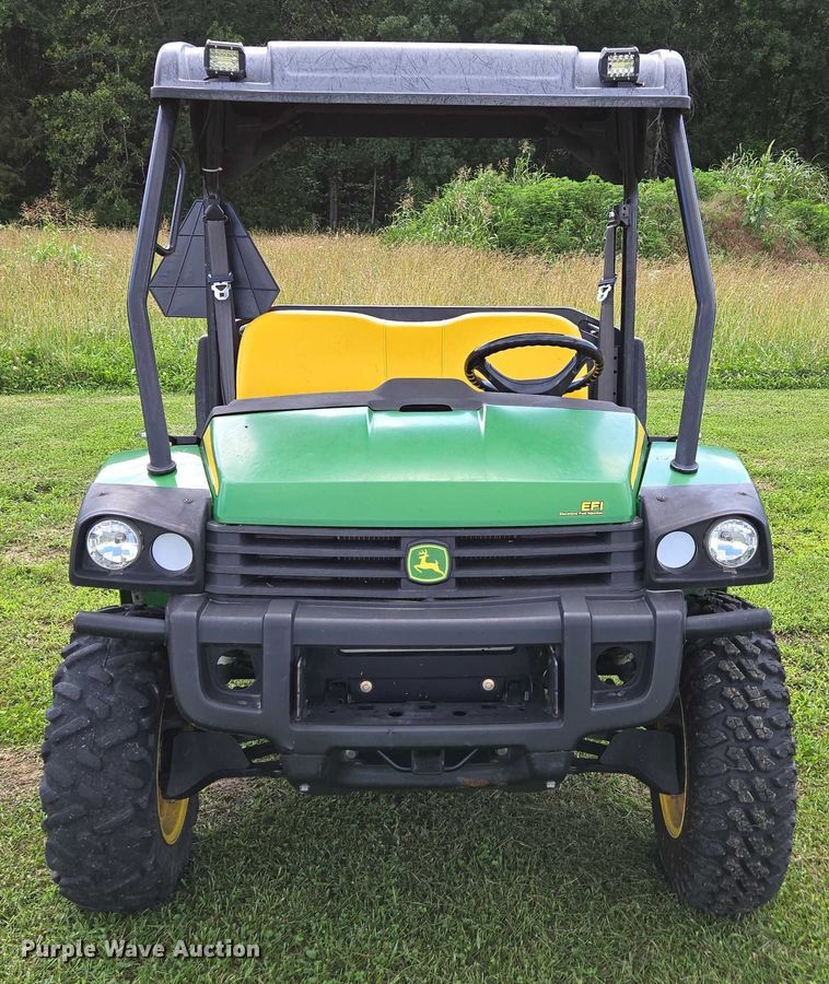 image for item EN3890 2015 John Deere Gator 625i utility vehicle