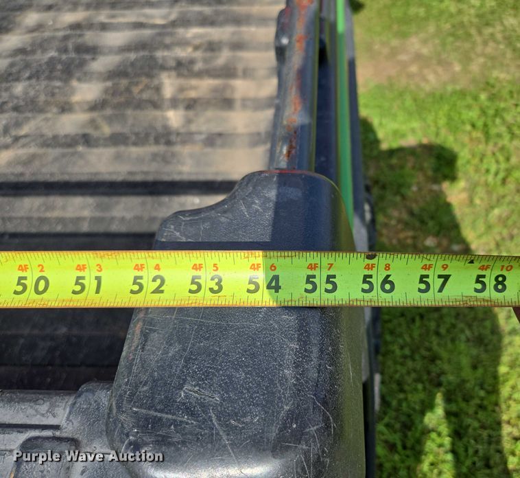 image for item EN3890 2015 John Deere Gator 625i utility vehicle