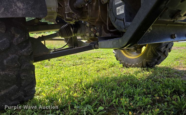 image for item EN3890 2015 John Deere Gator 625i utility vehicle