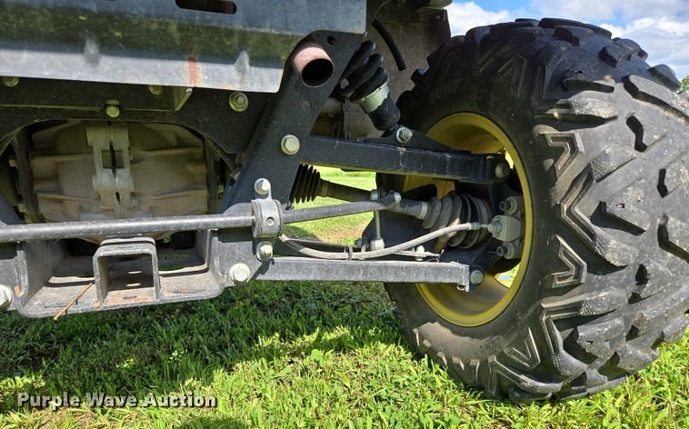 image for item EN3890 2015 John Deere Gator 625i utility vehicle