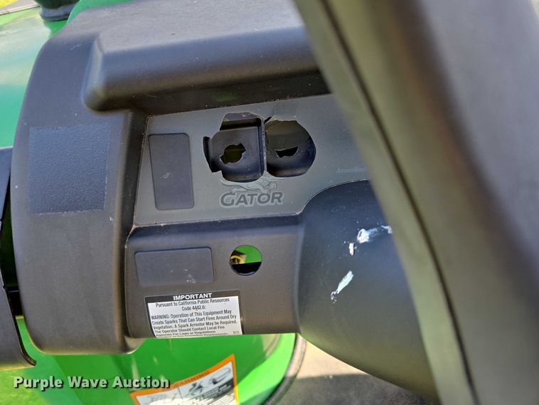 image for item EN3890 2015 John Deere Gator 625i utility vehicle