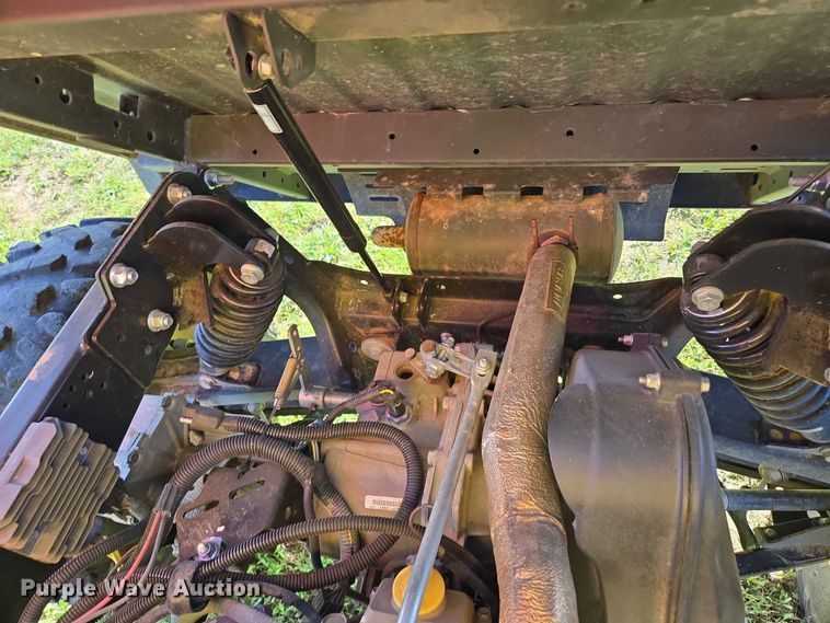 image for item EN3890 2015 John Deere Gator 625i utility vehicle