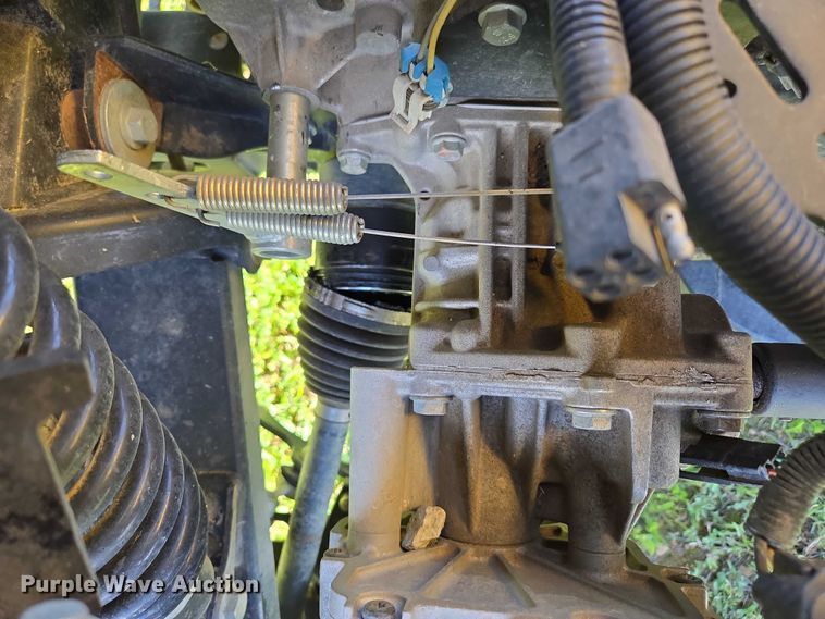 image for item EN3890 2015 John Deere Gator 625i utility vehicle